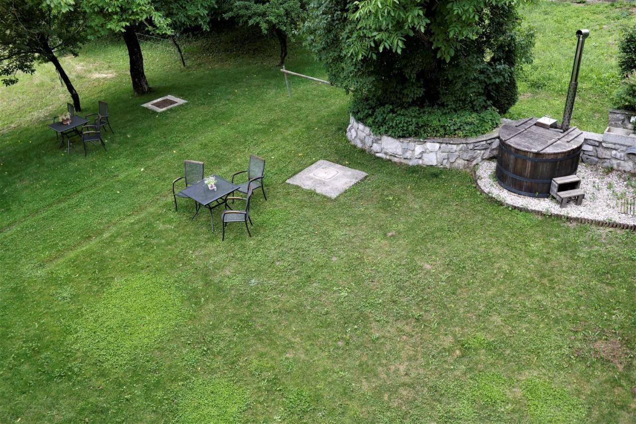 Apartment Idila Pod Nanosom *