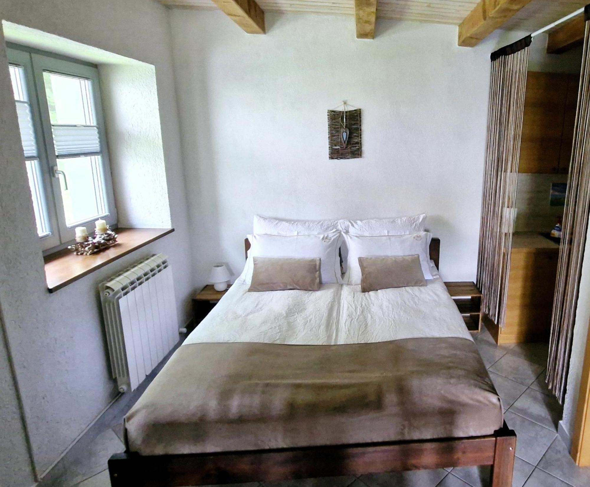 Idila Pod Nanosom Apartment *